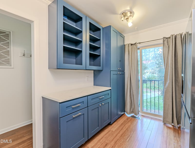 812 Green Ridge Dr, Raleigh, NC 27609