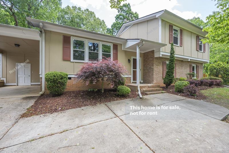 812 N Harrison Ave, Cary, NC 27513