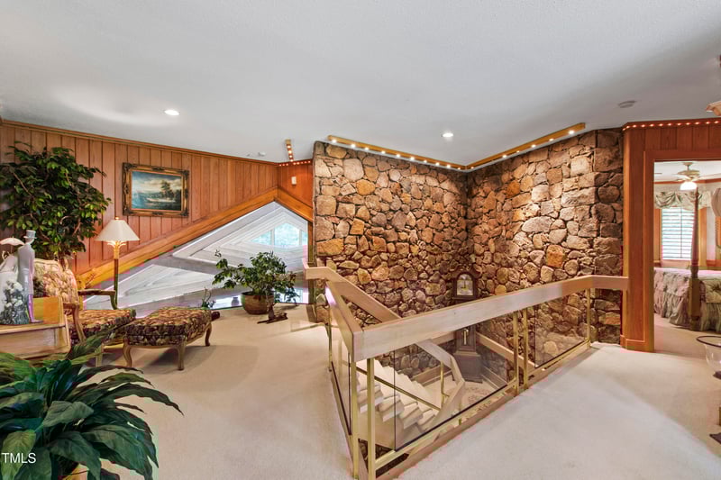 812 Kenmore Rd, Chapel Hill, NC 27514