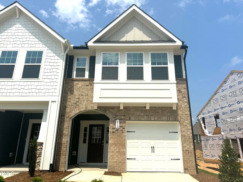 812 Kensley Grv Ln #6, Fuquay Varina, NC 27526