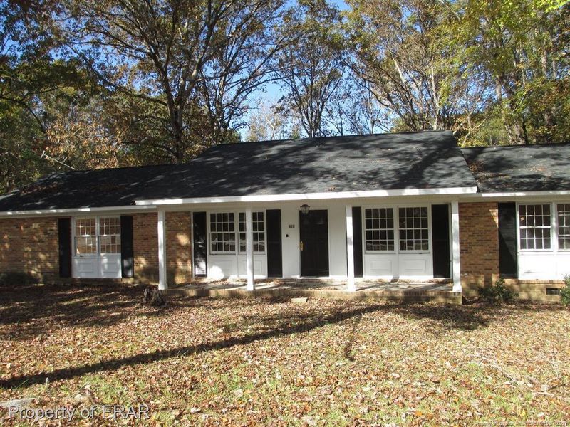 812 Kirkmaiden Ave, Sanford, NC 27330