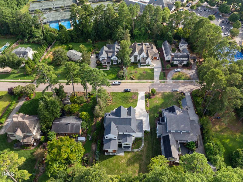 812 Manchester Dr, Raleigh, NC 27609