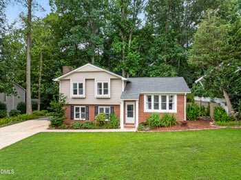 812 Pinewood Dr, Apex, NC 27502