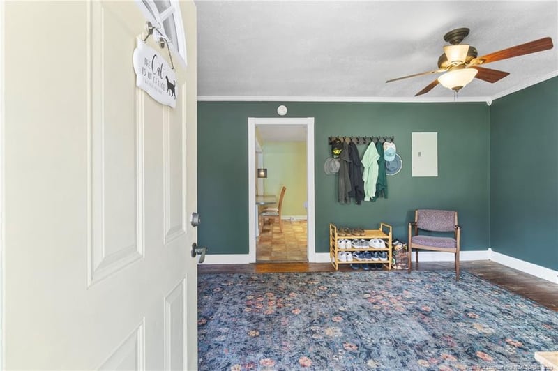 812 Poplar Dr, Fayetteville, NC 28304