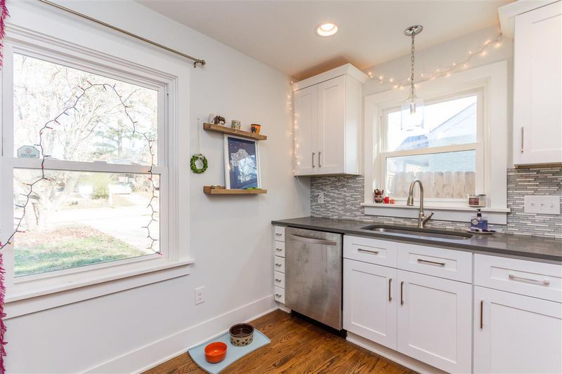 812 Postell St, Raleigh, NC 27601