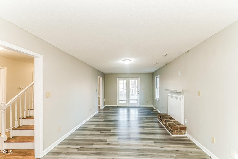 812 Sanderson Dr, Durham, NC 27704