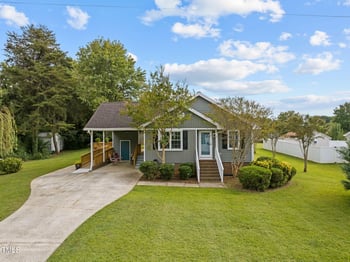 812 Stagecoach Rd, Mebane, NC 27302