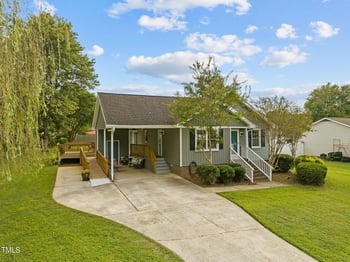 812 Stagecoach Rd, Mebane, NC 27302
