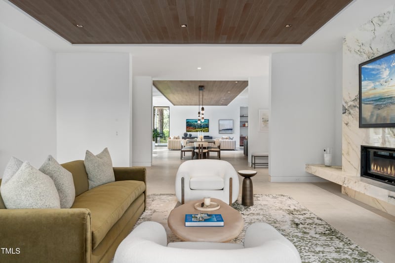 812 Stradella Rd, Raleigh, NC 27614