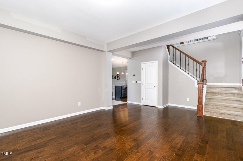 812 Teal Lake Dr, Holly Springs, NC 27540