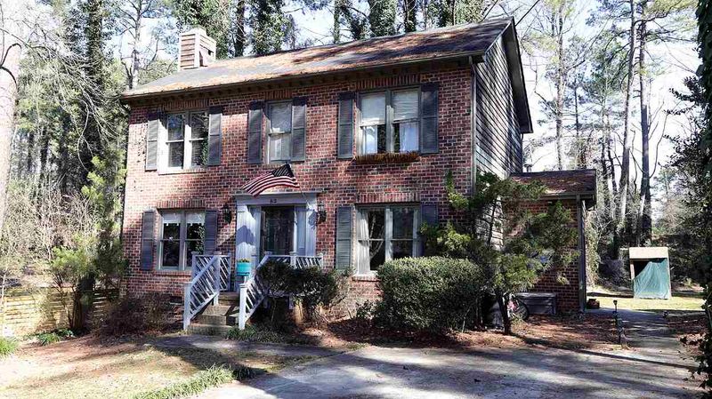 812 Temple St, Raleigh, NC 27609