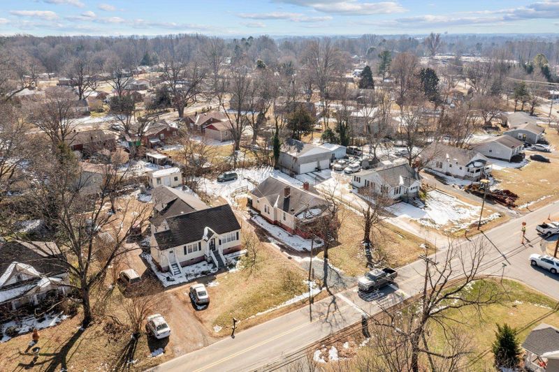 812 Tucker St, Burlington, NC 27215