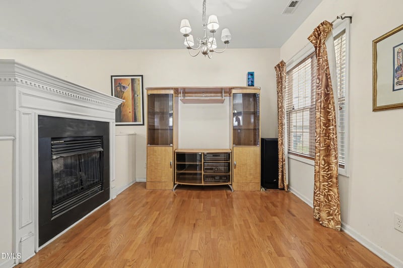 8122 Marshall Brae Dr, Raleigh, NC 27616