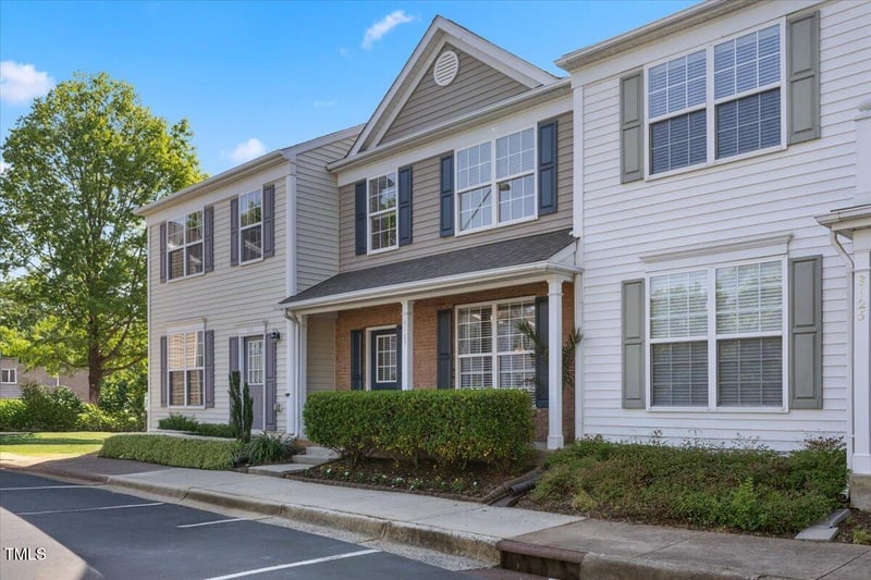 8123 Rhiannon Rd, Raleigh, NC 27613