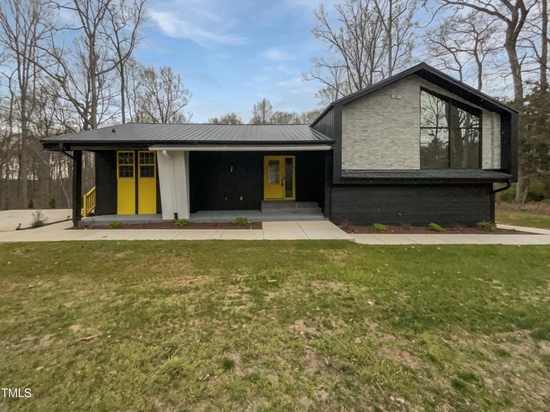 8125 Park Side Dr, Raleigh, NC 27612