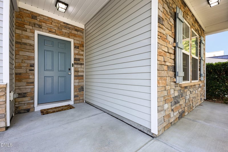 8128 Hartham Park Ave, Raleigh, NC 27616