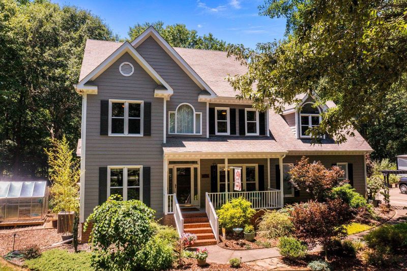 8128 Robincrest Ct, Fuquay Varina, NC 27526