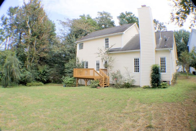 813 Angel Fire Ct, Raleigh, NC 27610