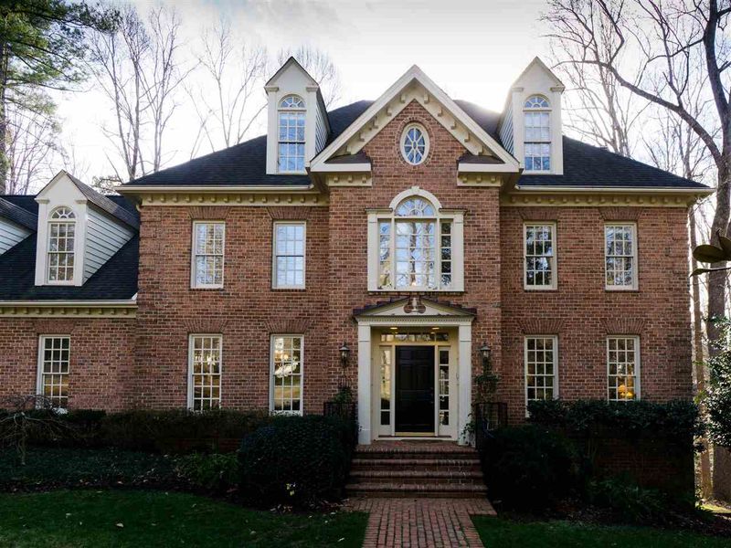 813 Darfield Dr, Raleigh, NC 27615