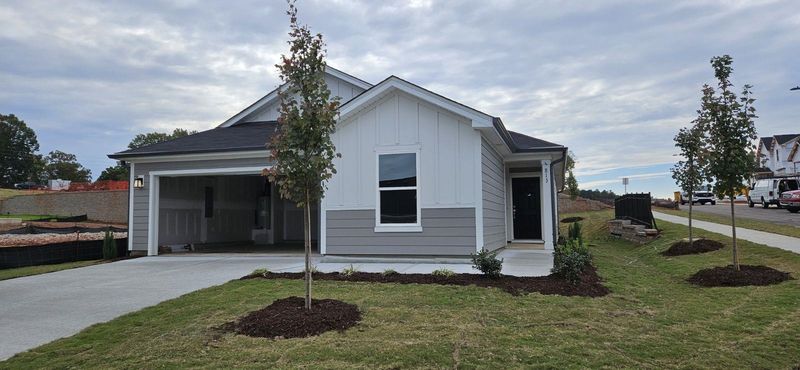 813 Doggard Ln, Durham, NC 27703