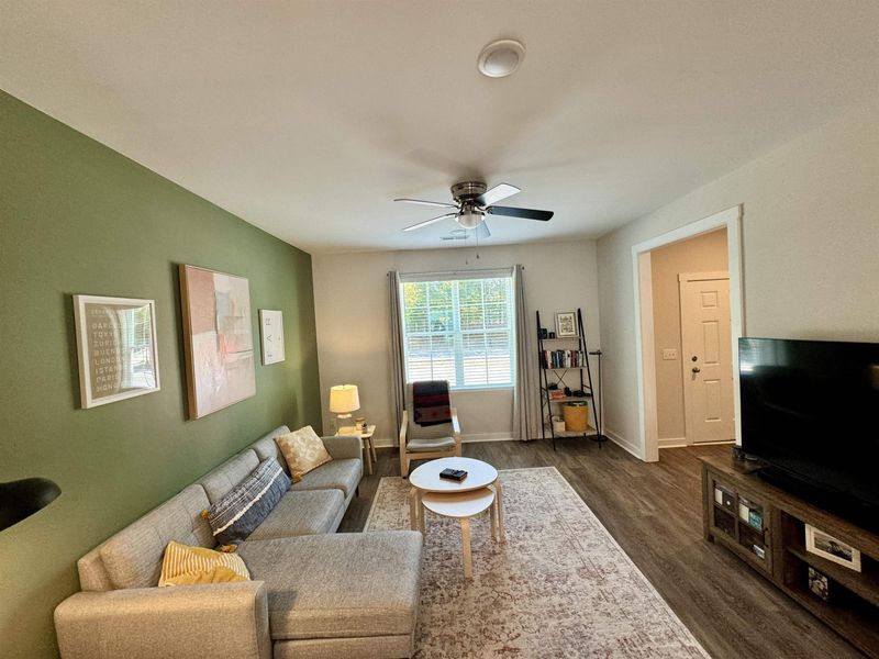 813 S Franklin St, Wake Forest, NC 27587
