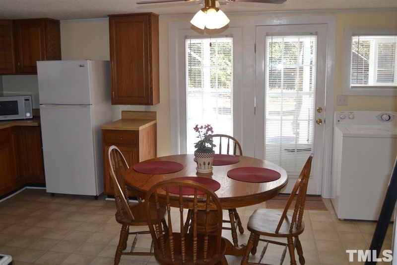813 Juniper Church Rd, Four Oaks, NC 27524