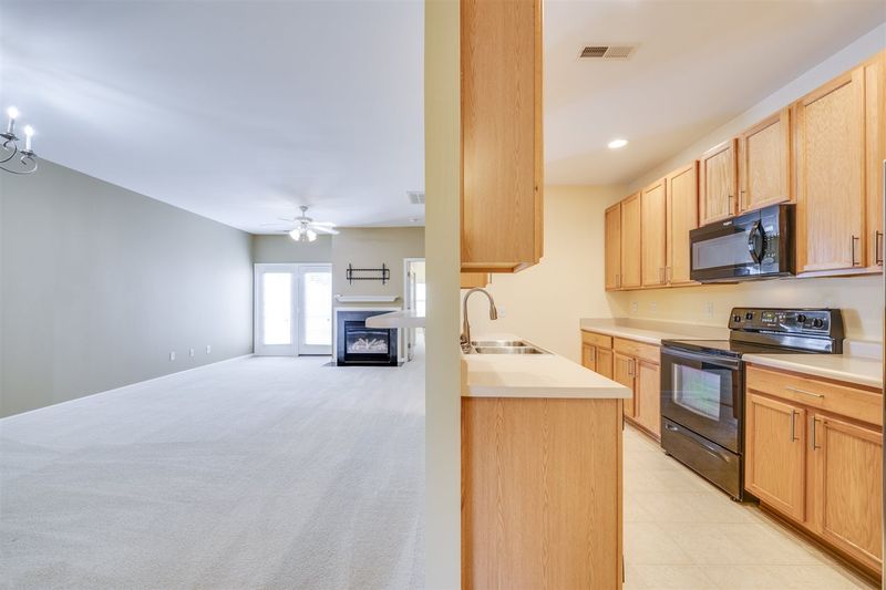 813 Linen Dr, Morrisville, NC 27560