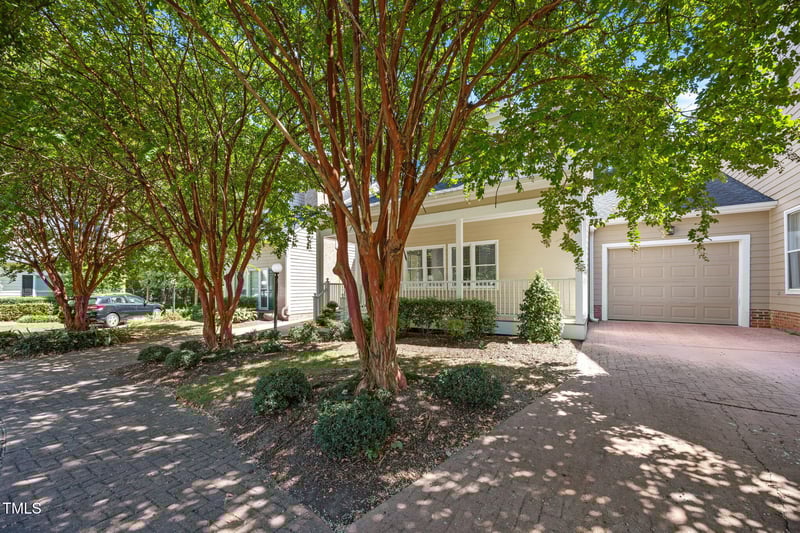 813 Mill Greens Ct, Raleigh, NC 27609