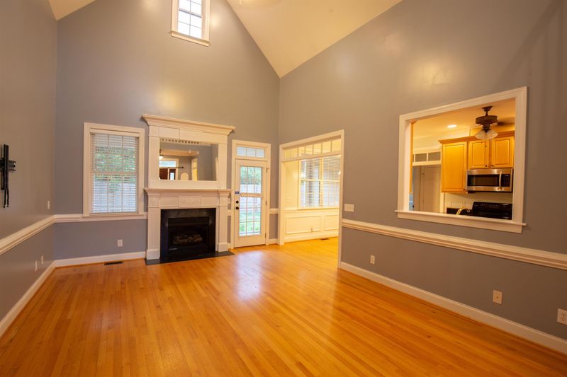 813 Occoneechee Dr, Fuquay Varina, NC 27526