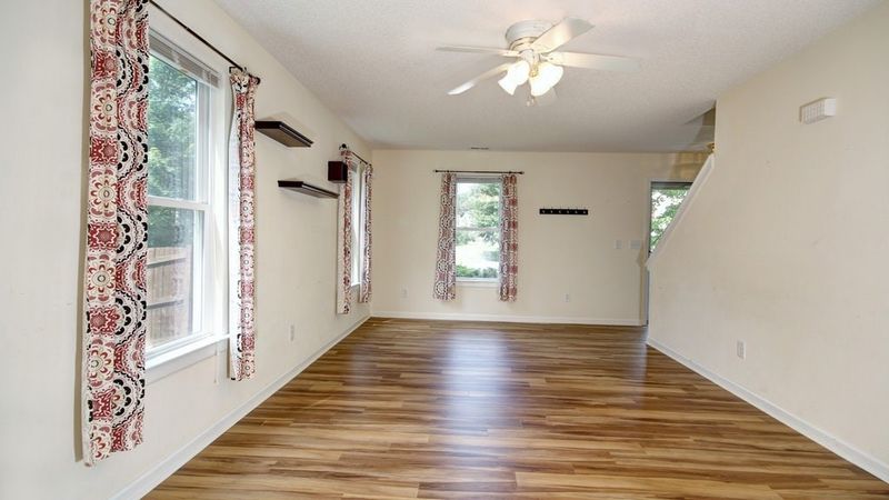 813 Pauli Murray Pl, Durham, NC 27701