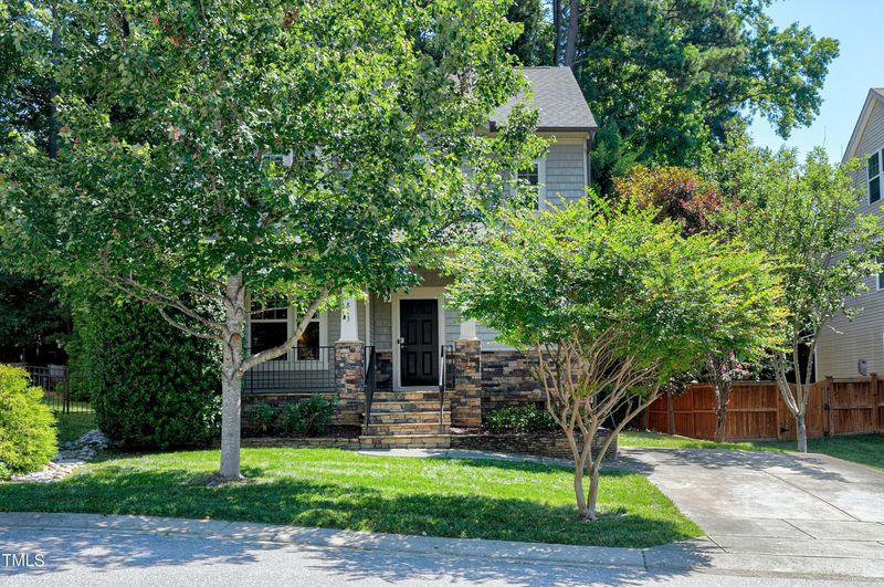 813 Pirouette Ct, Raleigh, NC 27606