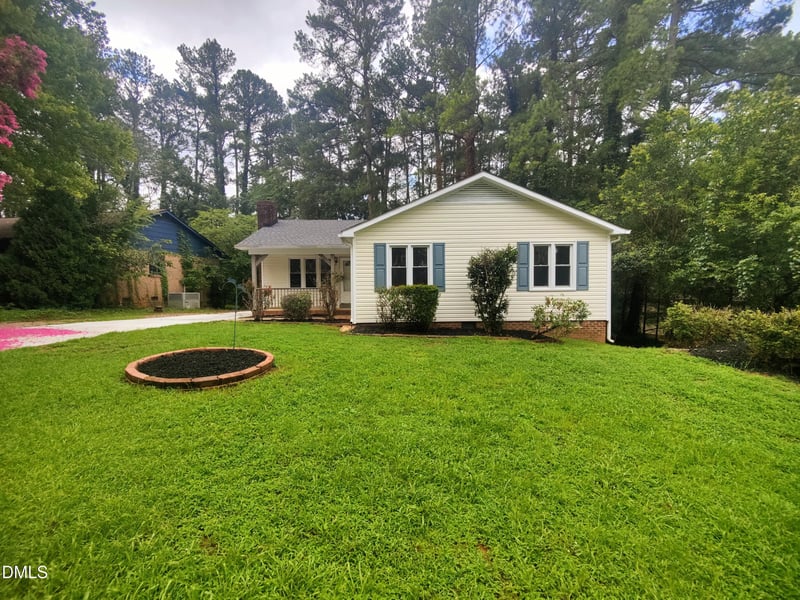 813 Plentywood Ct, Raleigh, NC 27615