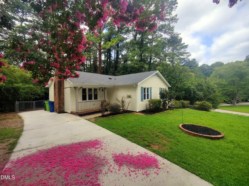 813 Plentywood Ct, Raleigh, NC 27615