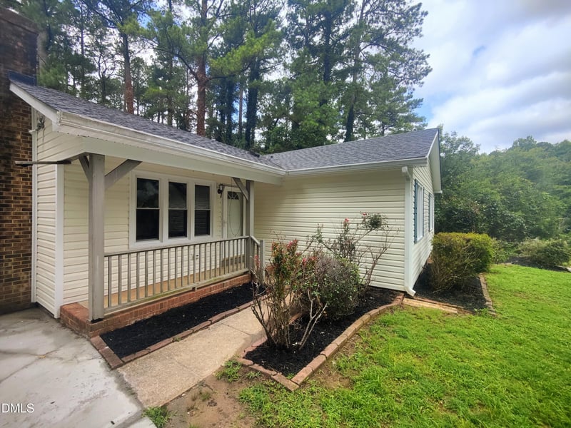 813 Plentywood Ct, Raleigh, NC 27615