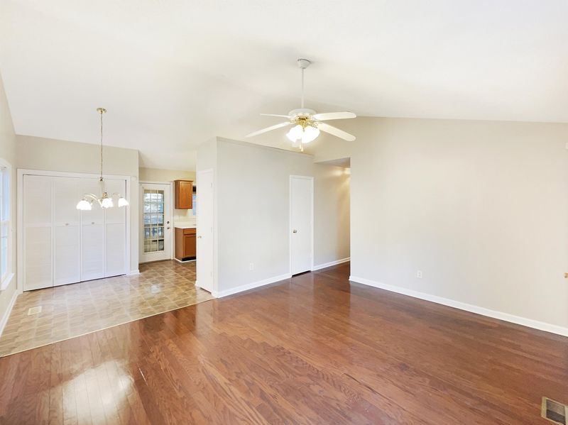 813 Rawls Dr, Raleigh, NC 27610