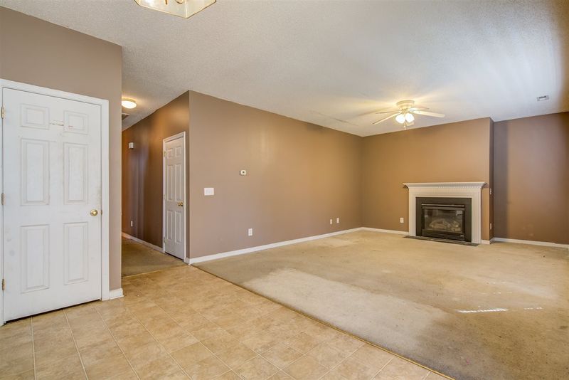 813 Tannerwell Ave, Wake Forest, NC 27587