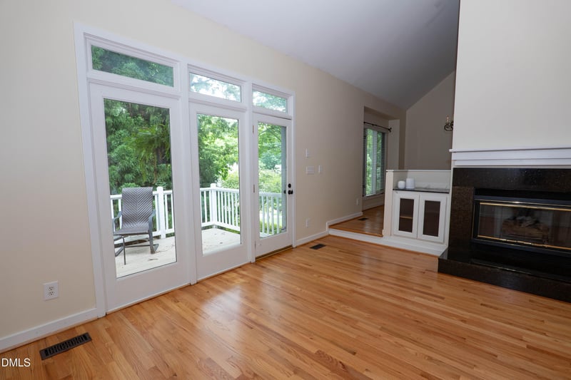 813 Vestavia Woods Dr, Raleigh, NC 27615