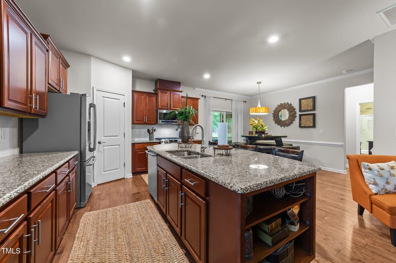 8132 Wheeler Woods Dr, Apex, NC 27539