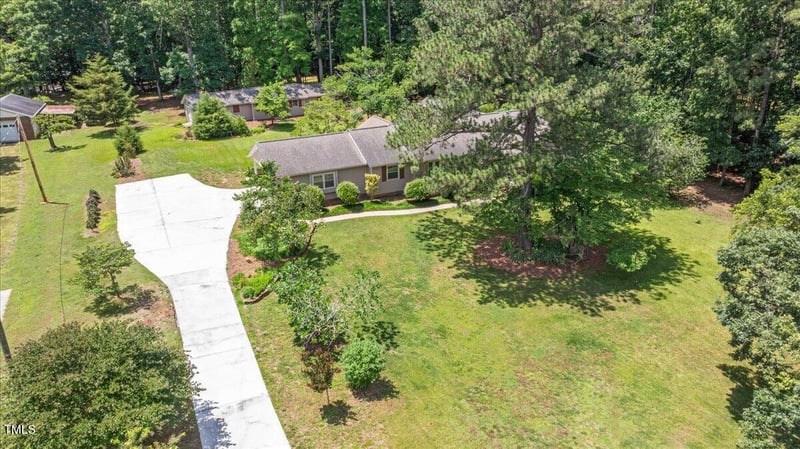 8133 Holly Forest Rd, Wake Forest, NC 27587
