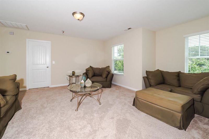 814 Amaryllis Ln, Durham, NC 27712