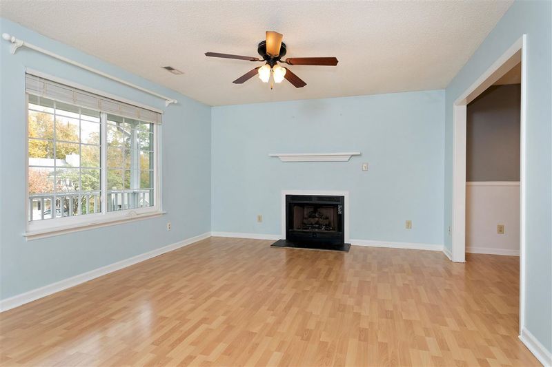814 Brewers Glynn Ct, Wake Forest, NC 27587