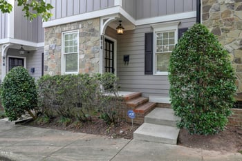 814 Cotton Exchange Ct, Raleigh, NC 27608