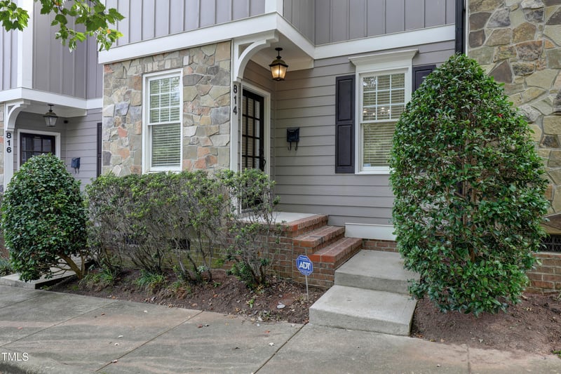 814 Cotton Exchange Ct, Raleigh, NC 27608