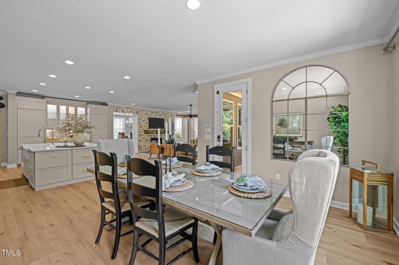 814 Covered Bridge Trl, Chapel Hill, NC 27517