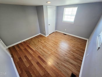 814 Elizabeth St, Burlington, NC 27217