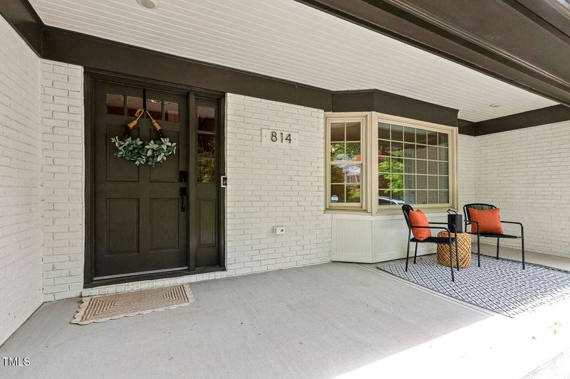 814 Ellynn Dr, Cary, NC 27511