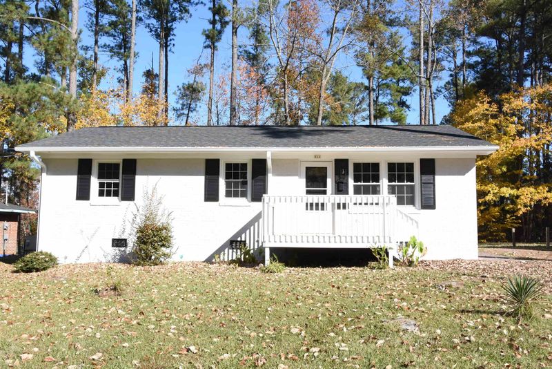814 Juniper Dr, Sanford, NC 27330