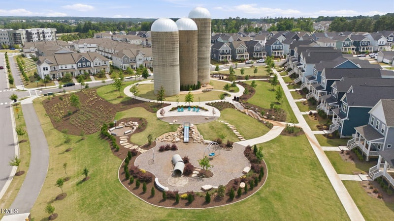 814 Silo Park Dr, Wake Forest, NC 27587
