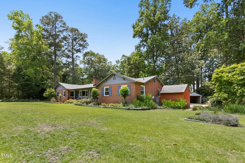 814 Vermont St, Smithfield, NC 27577