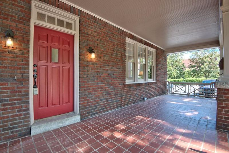 814 Watts St, Durham, NC 27701